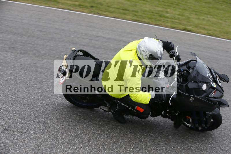 /Archiv-2024/13 22.04.2024 Plüss Moto Sport ADR/Einsteiger/6